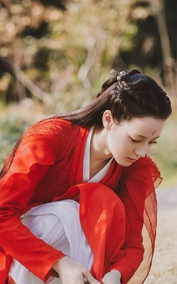 盘点那些让人一眼惊艳的古装红衣女子,你更喜欢谁?(二)